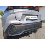 Tažné zařízení Toyota C-HR s montáží